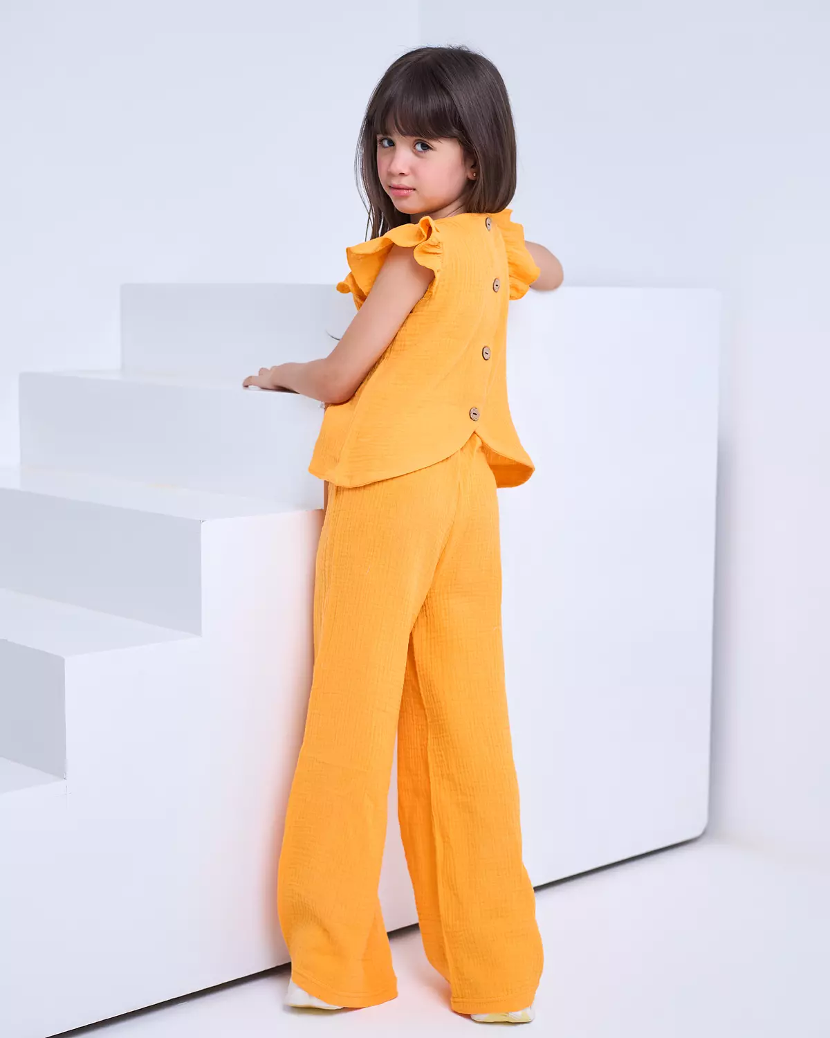 Miral Orange 4