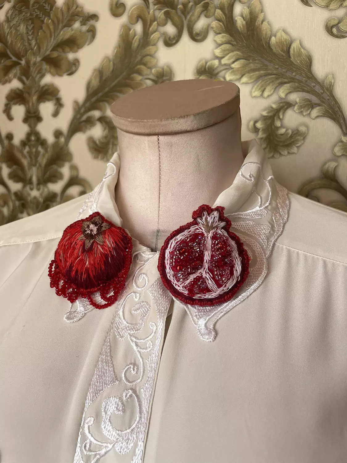 Inside the pomegranate brooch  hover image