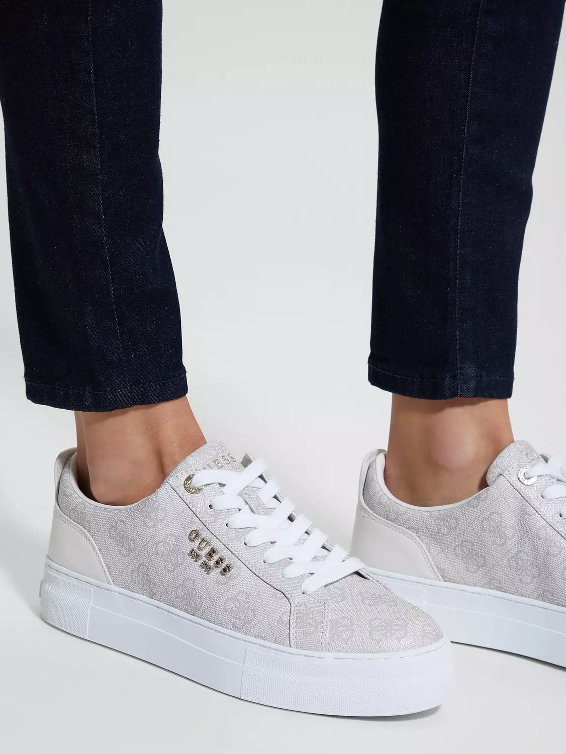 Guess Sneakers Women 
