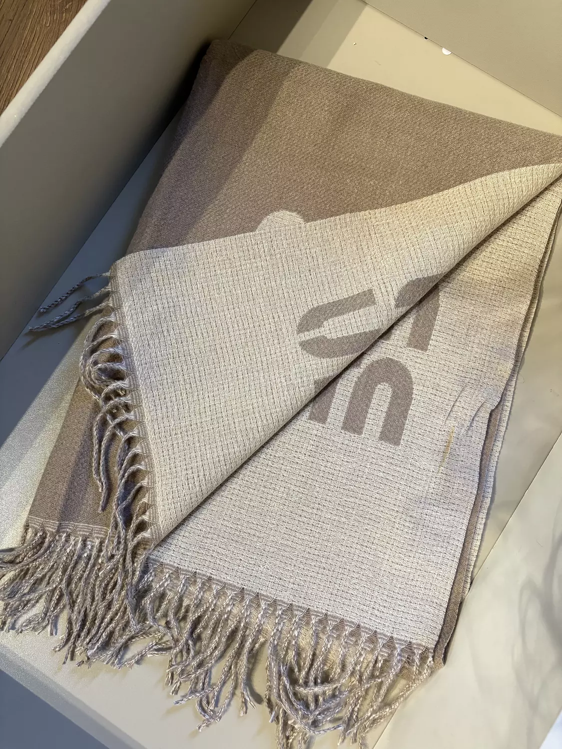 MIU MIU WOOL SHAWL 9