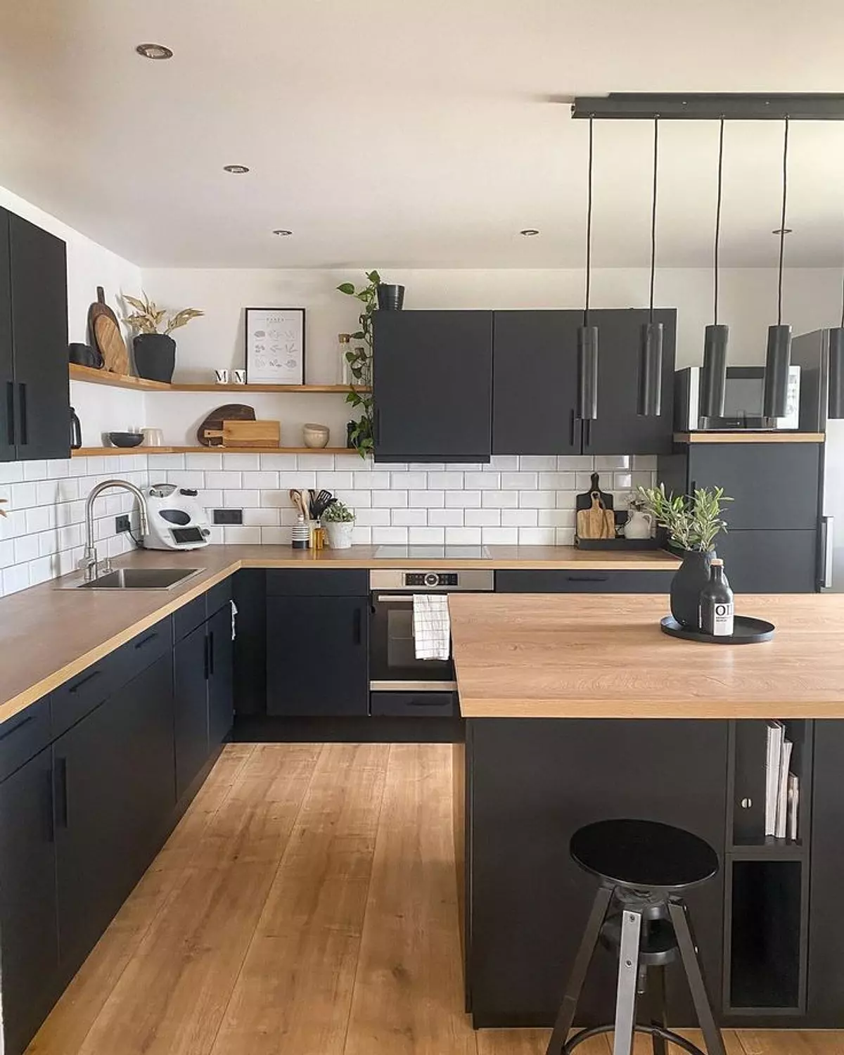 Kitchen image