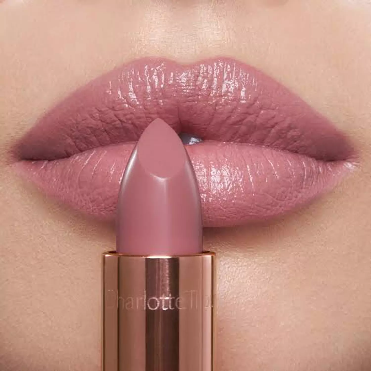 Charlotte Tilbury K.I.S.S.I.N.G Satin Shine Lipstick  1