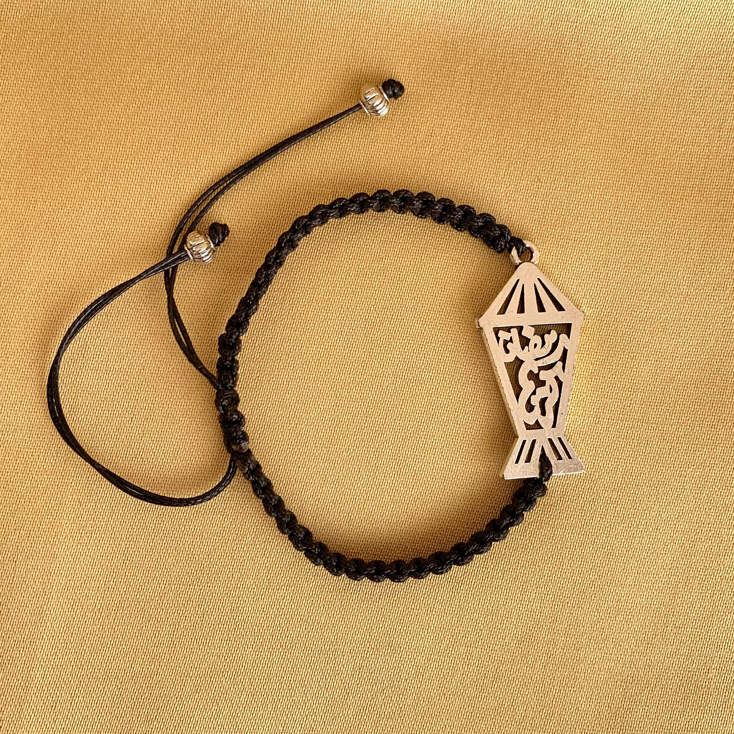 Fanoos Bracelet image