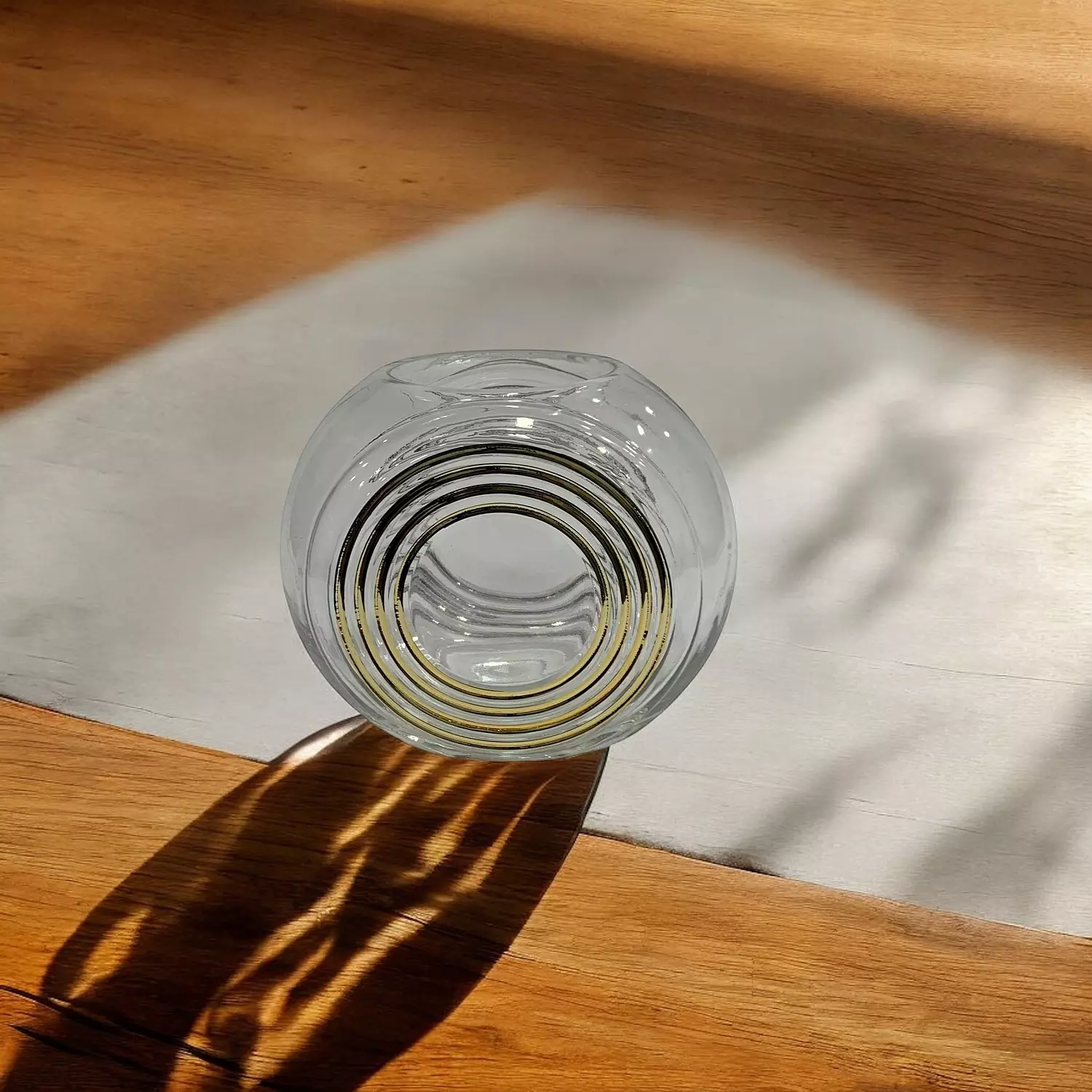Premium glass vase 7 image