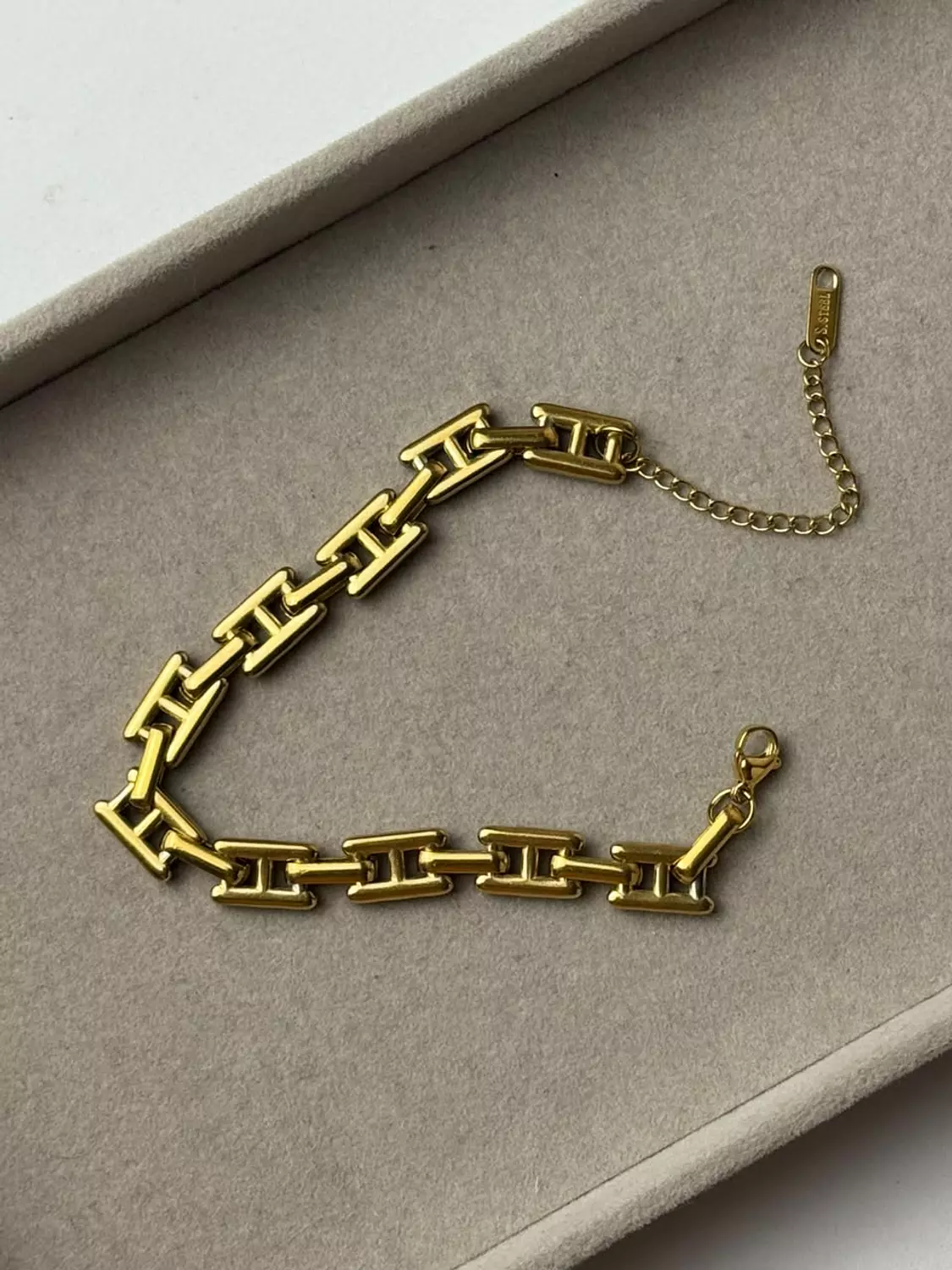 Gold Bracelet 1 image