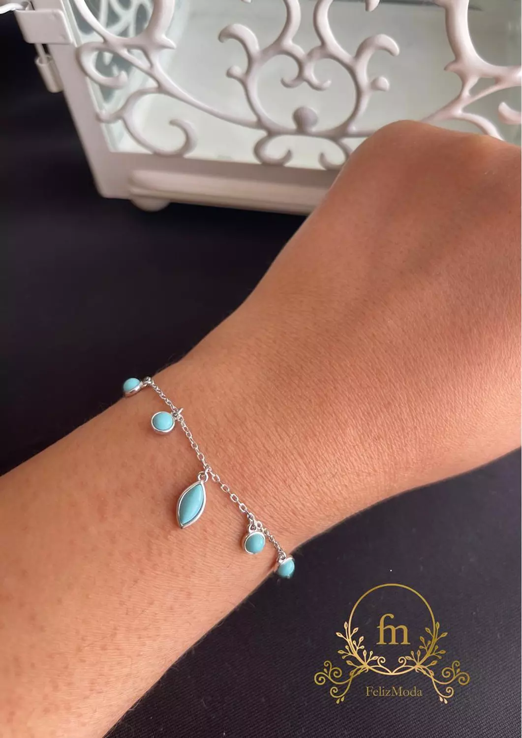 Oval and round Fayrouz stones silver bracelet image