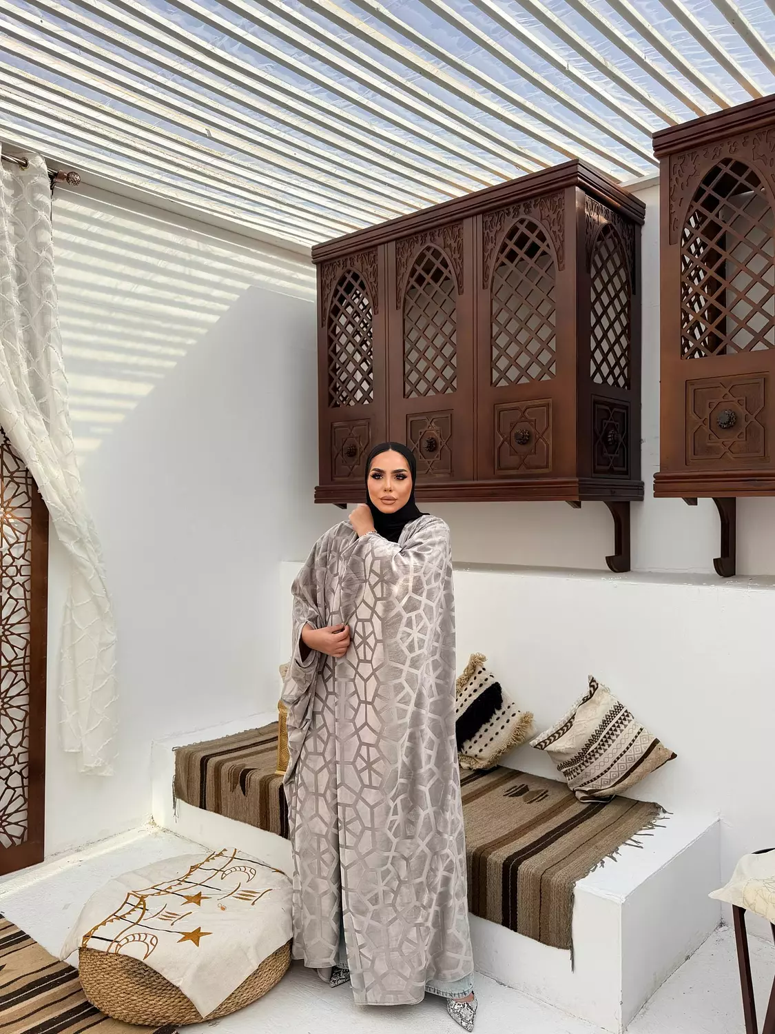 Layal Al-Fidda (Stone Grey) 6