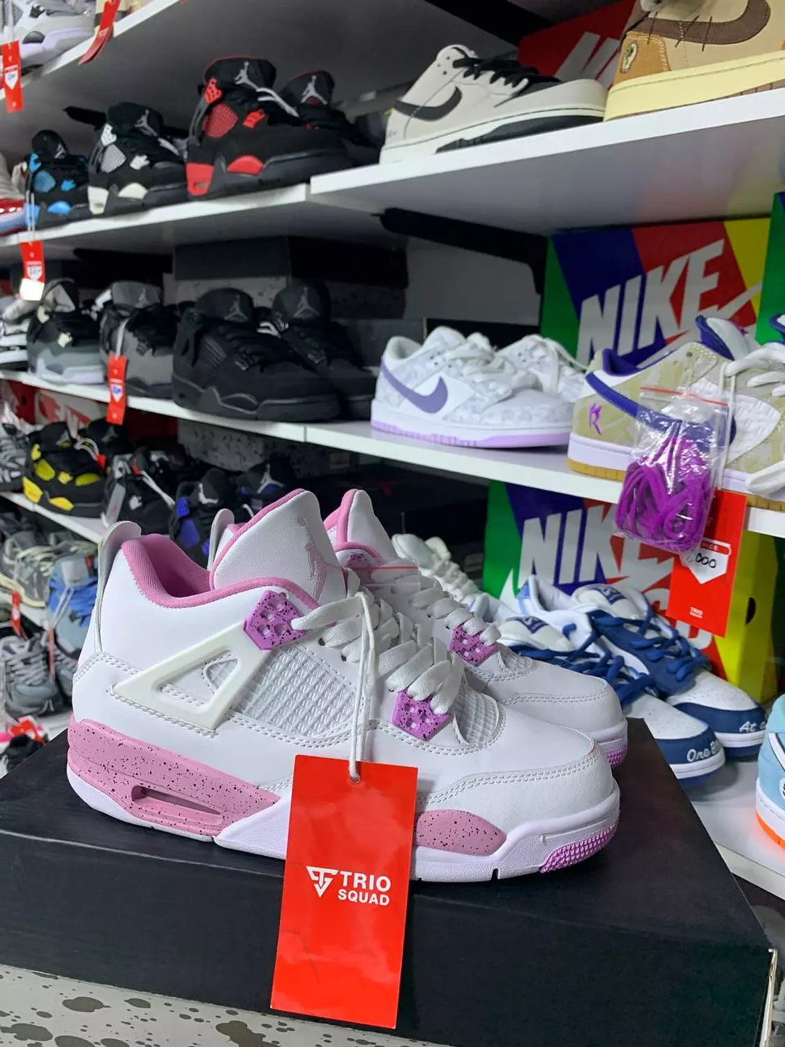 Nike Jordan 4 pink oreo 1