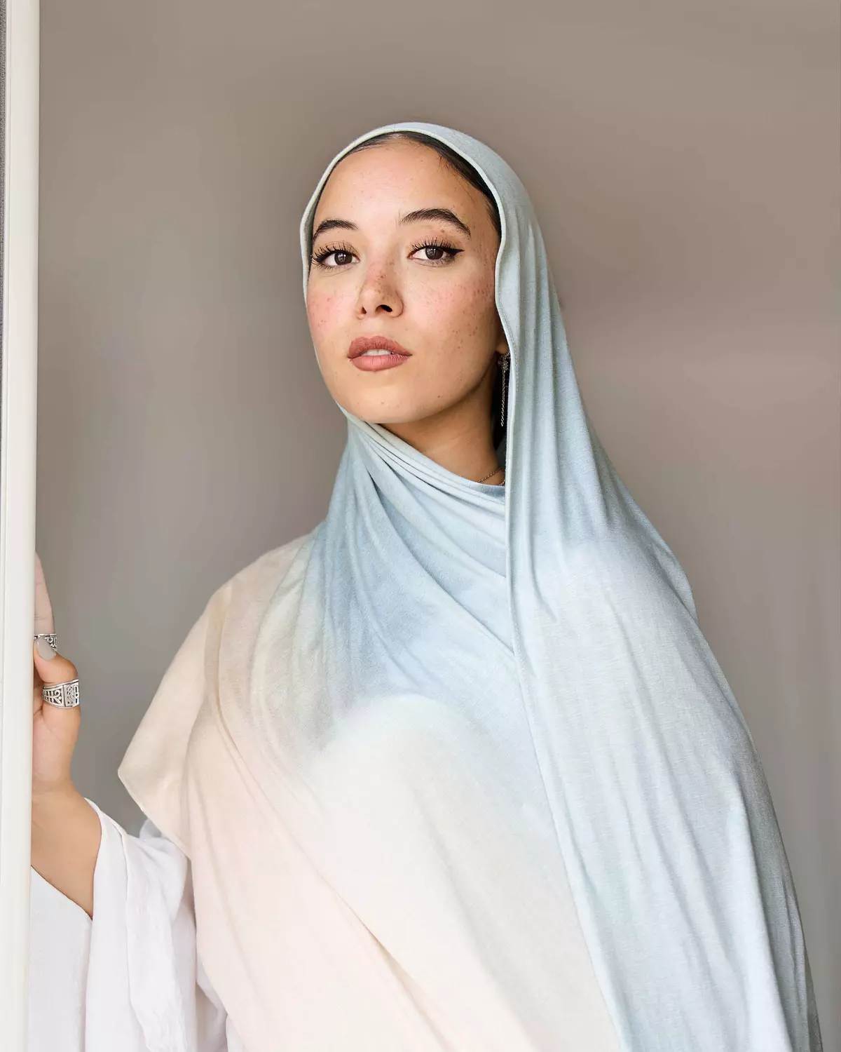 Baby blue & Beige Ombre Jell image