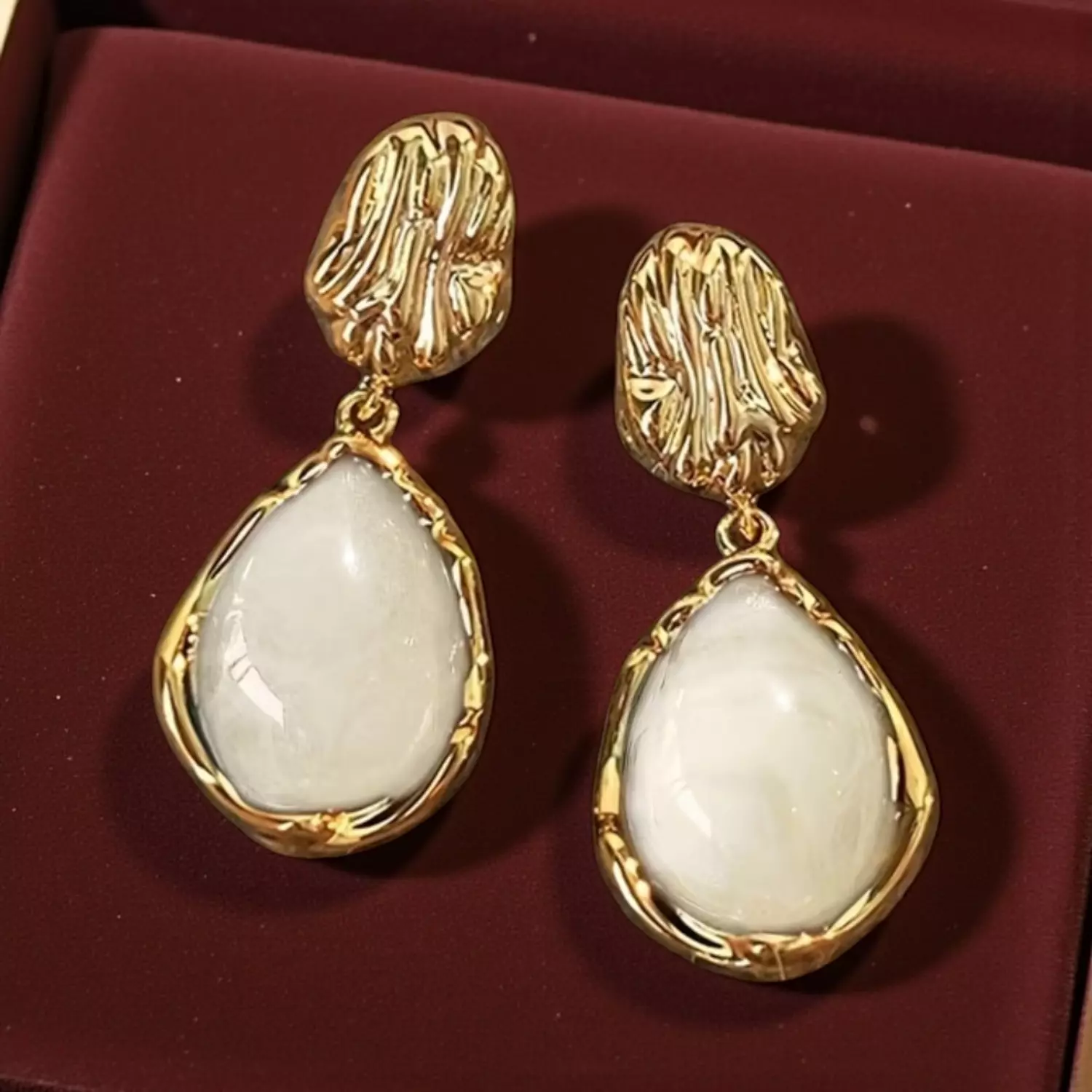Aurora Pearl Earrings hover image