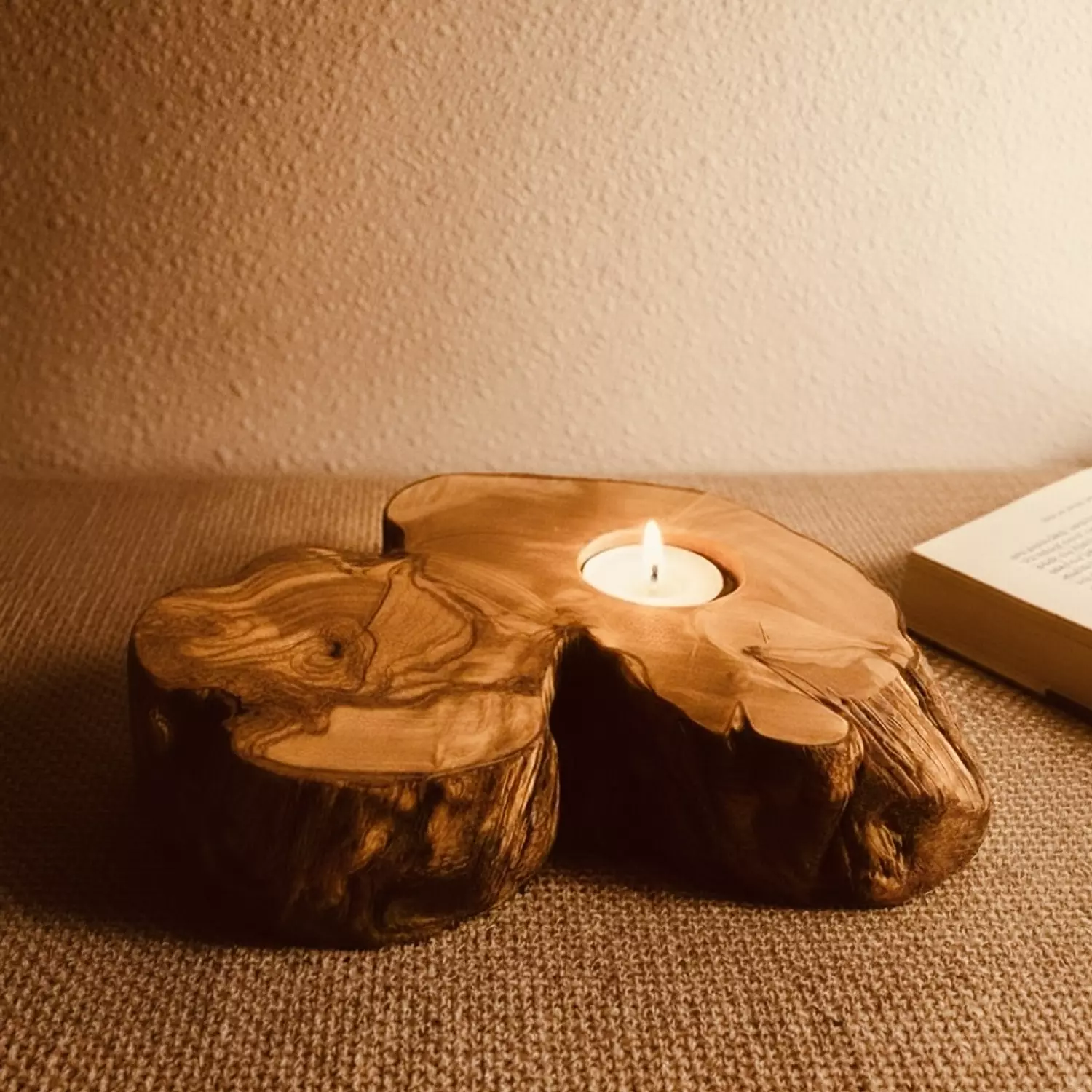 Forest Glow Candle 1