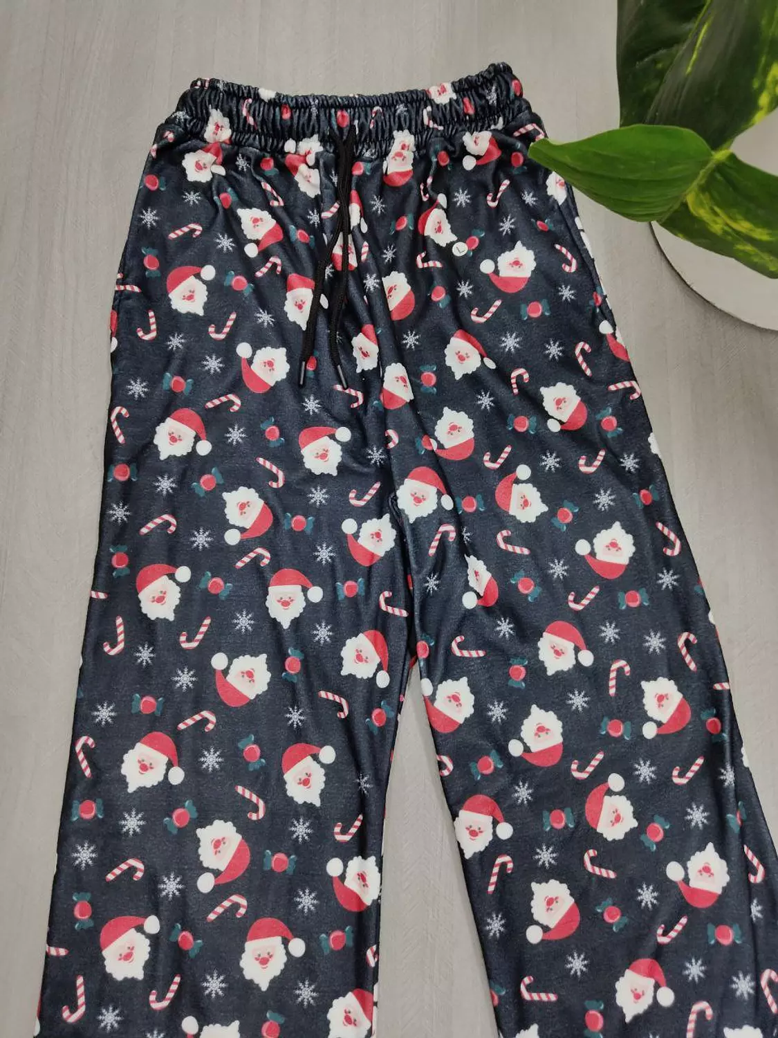 Christmas pants 10