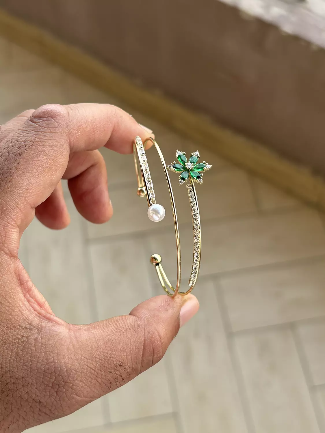 Emerald Bloom Bracelet image