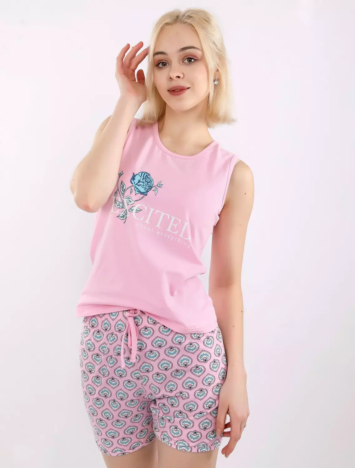 S218 queen of hearts shorts pajama set 1