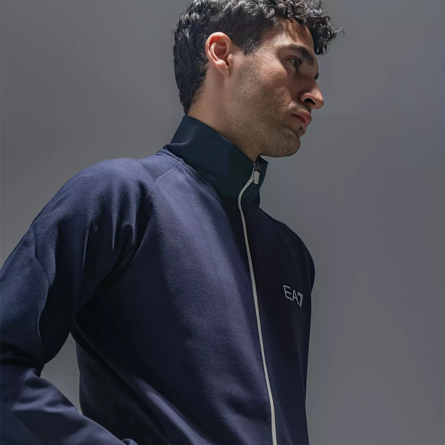 tracksuit  3