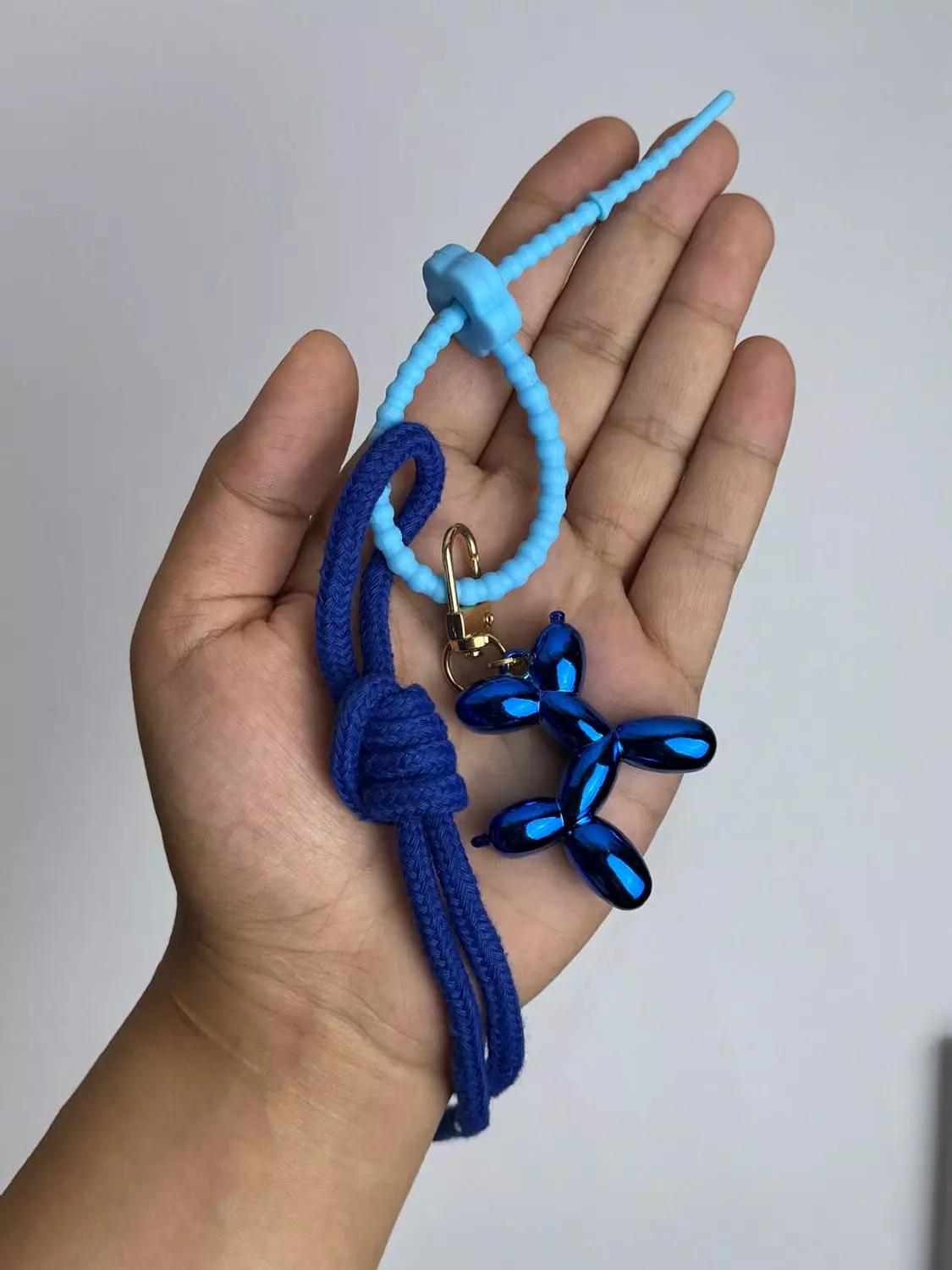 Blue Dog _ Bag Chain  hover image