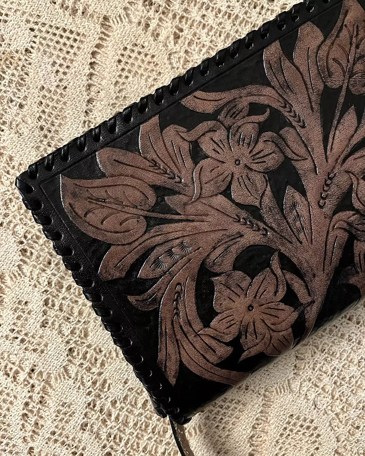 Tooled floral rectangular flap leather bag 9