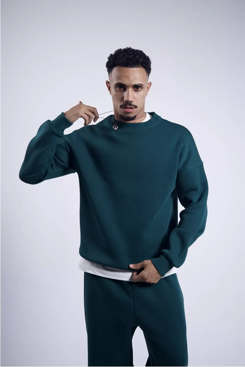 Basic crew neck  8