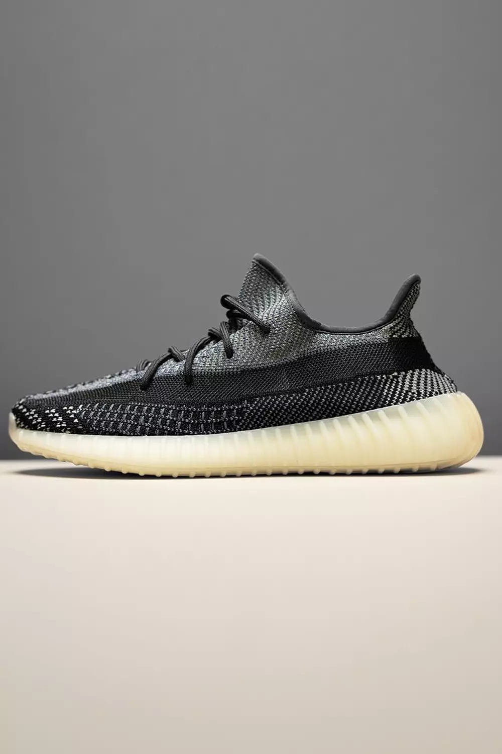 Yeezy Boost 350 V2 carbon " Asriel" 7