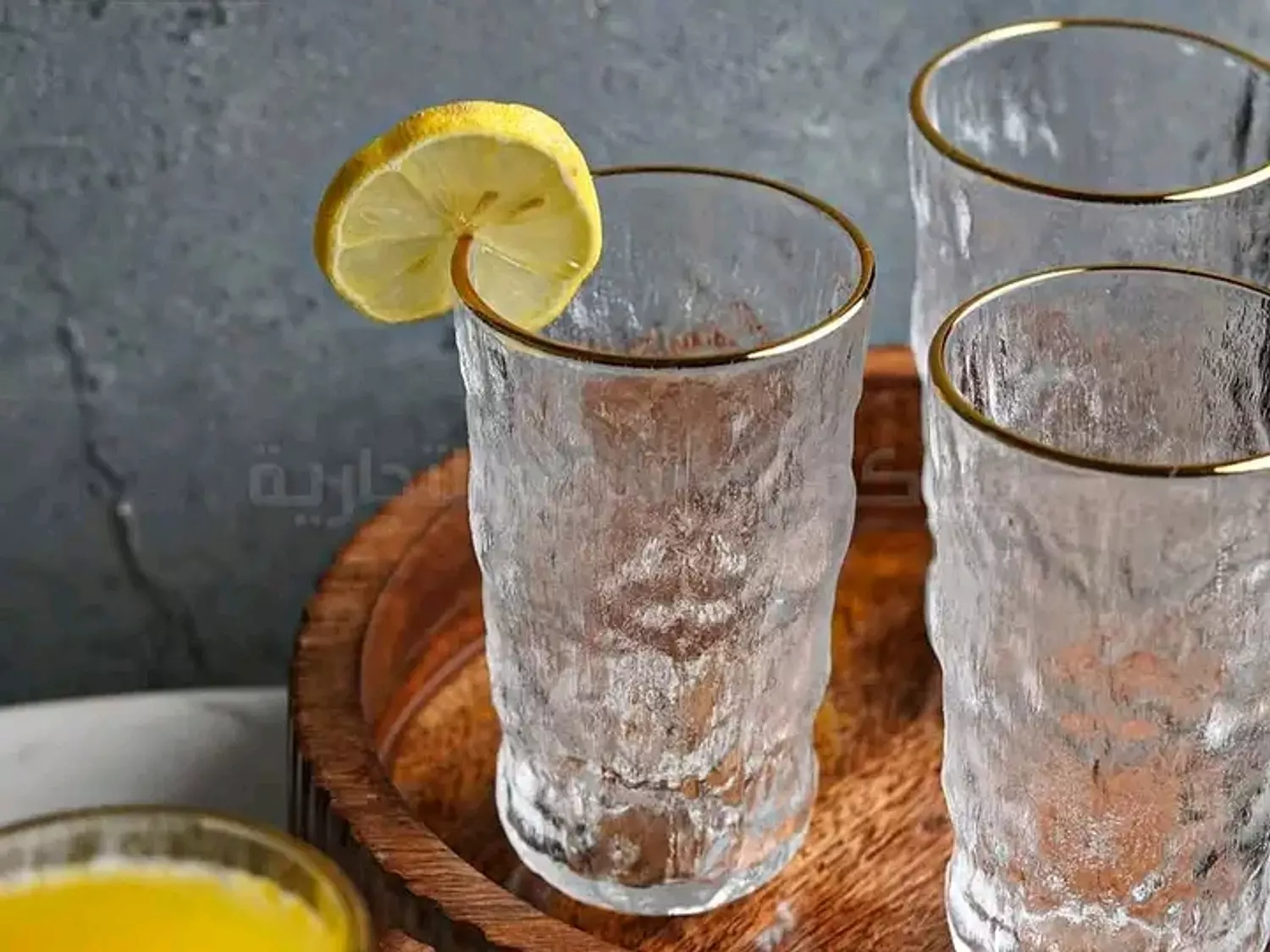 طقم شوب زجاج حرف ذهبي ٦ قطع image