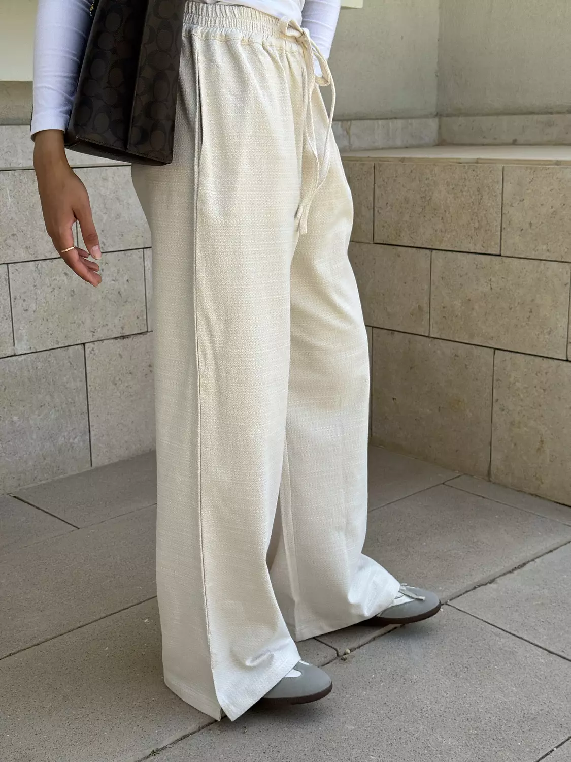 Summer pants image