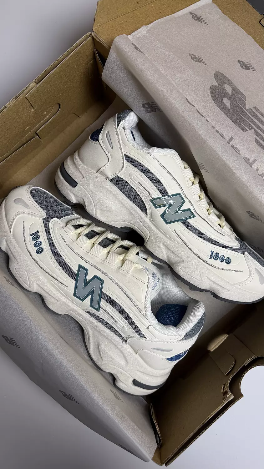 Newbalance 1000 in Off-White  hover image