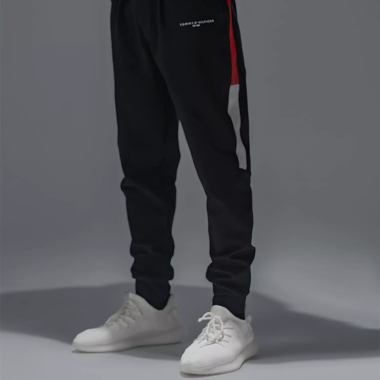 Pants Tommy Treko hover image