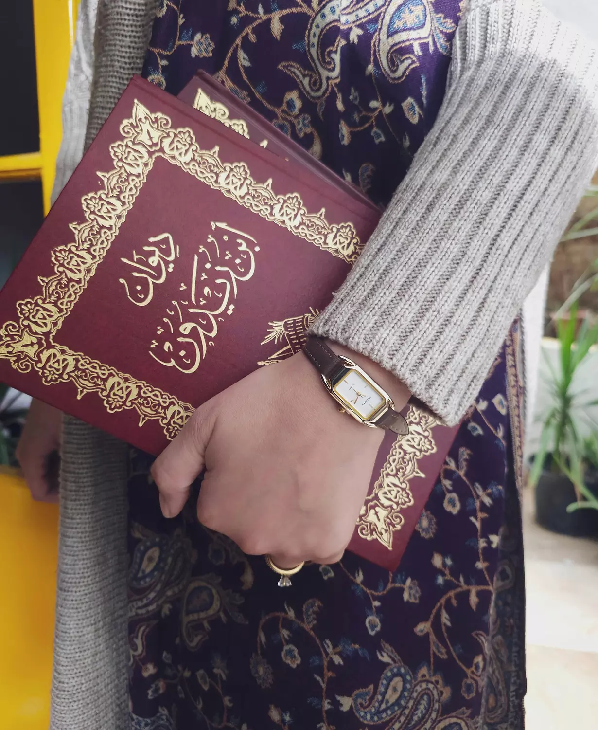 ساعة نَسيم image