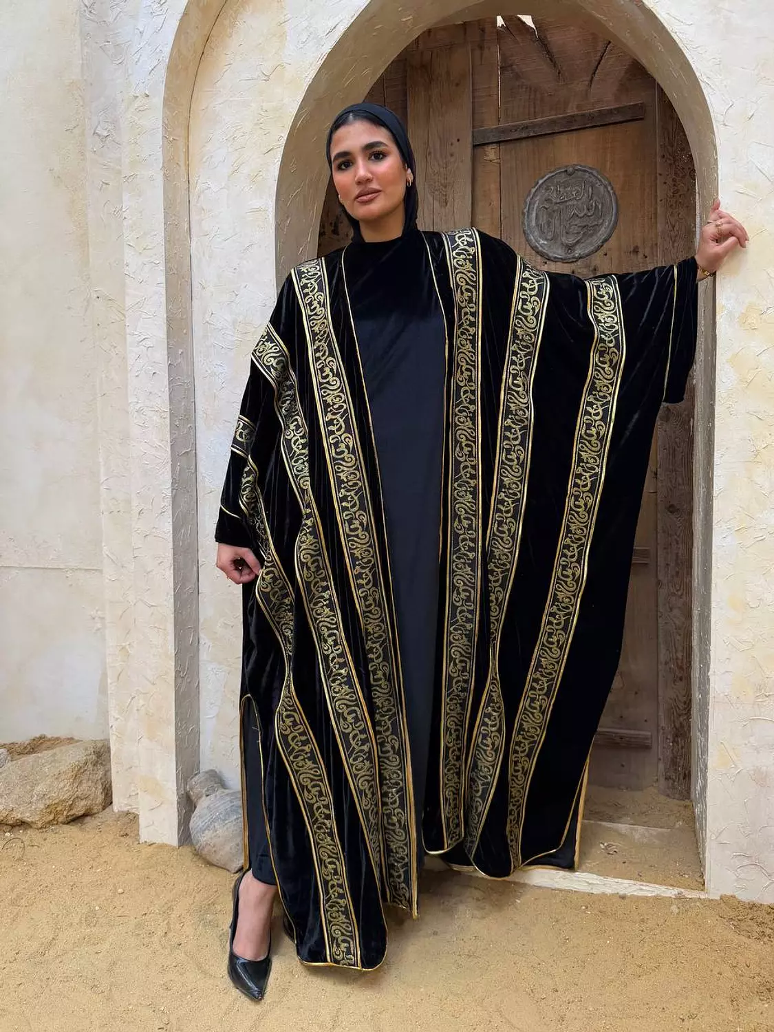 Islamic kaftan image
