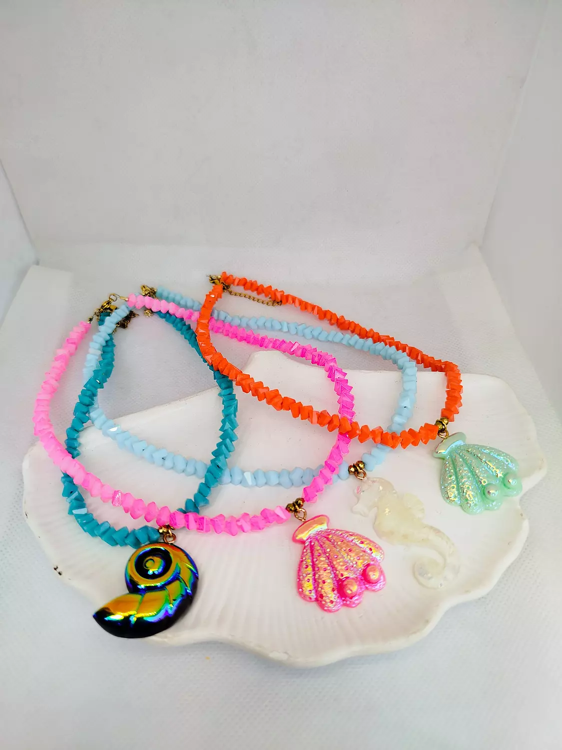 Mint Sea shell necklace  hover image