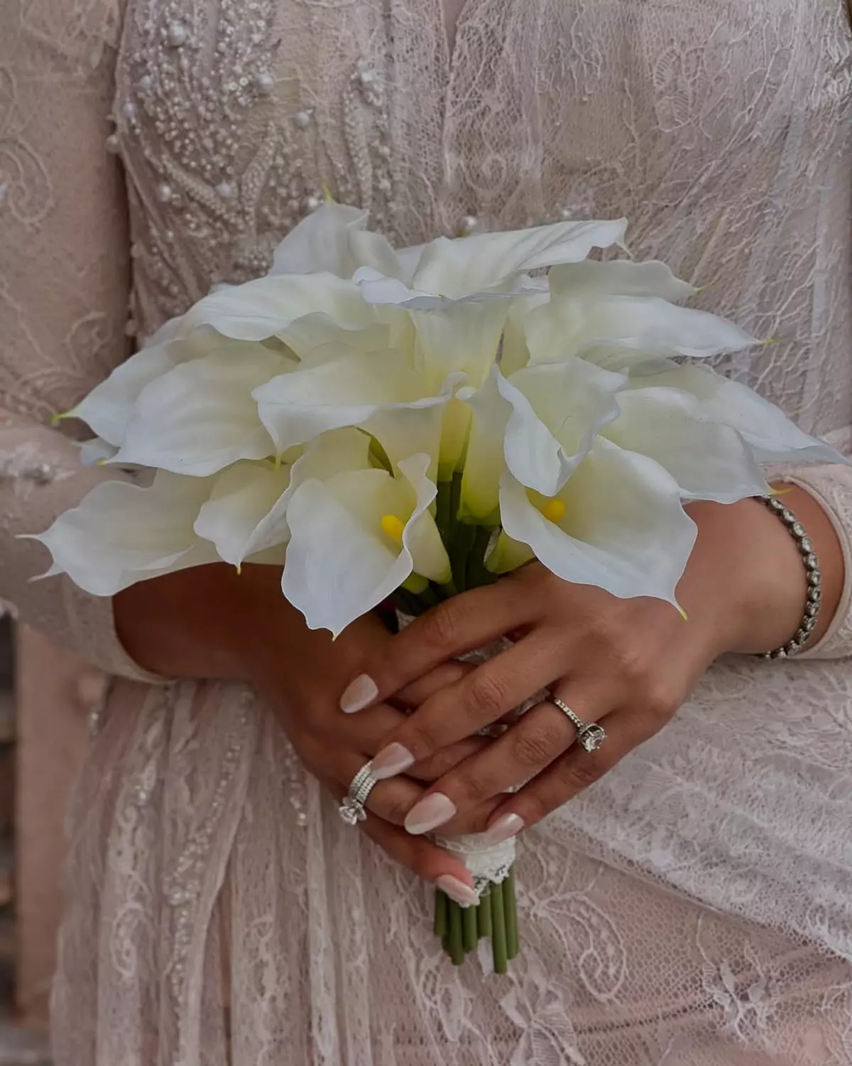 White silicone calla lily image