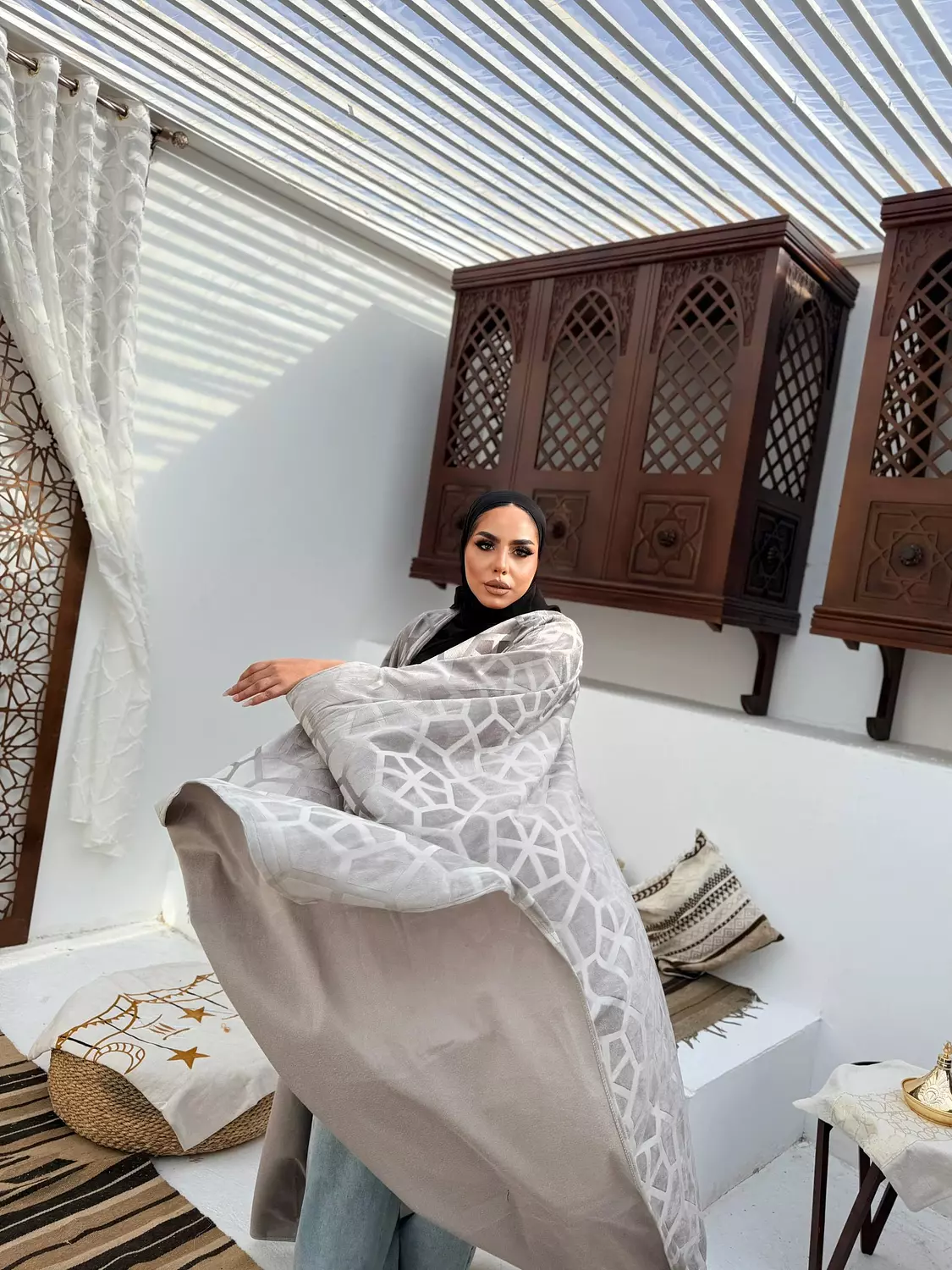 Layal Al-Fidda (Stone Grey) 2