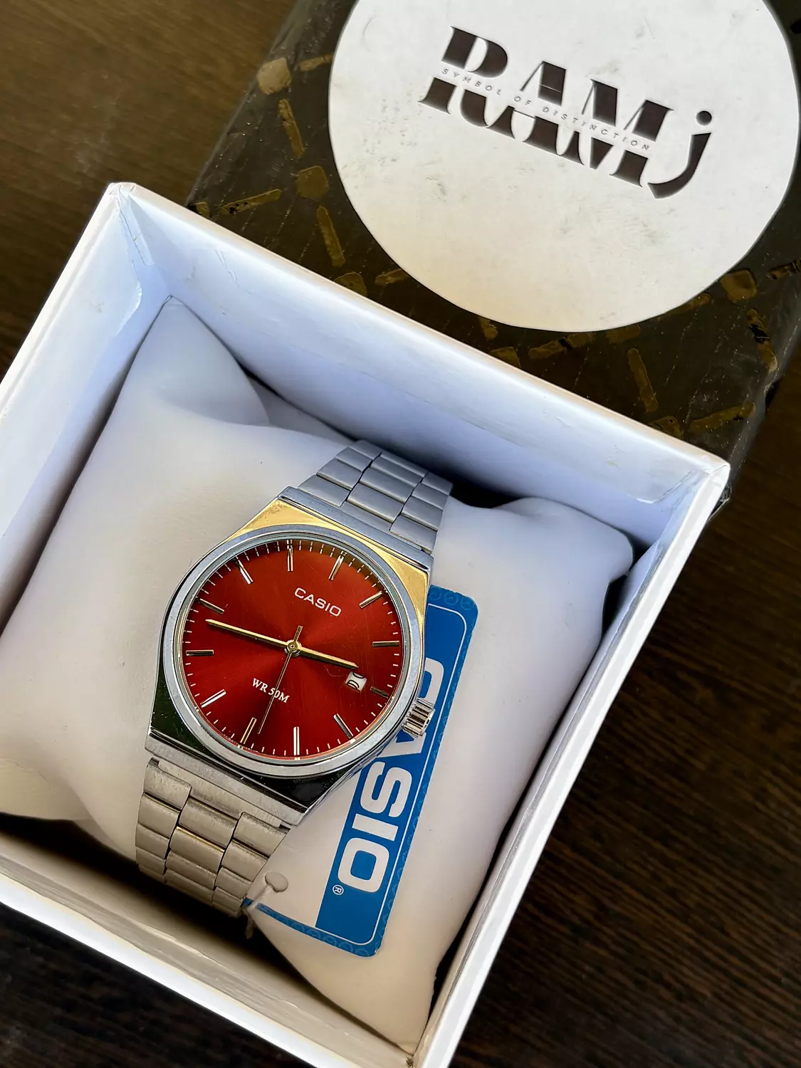 Red Dial Casio -Limited edition- hover image