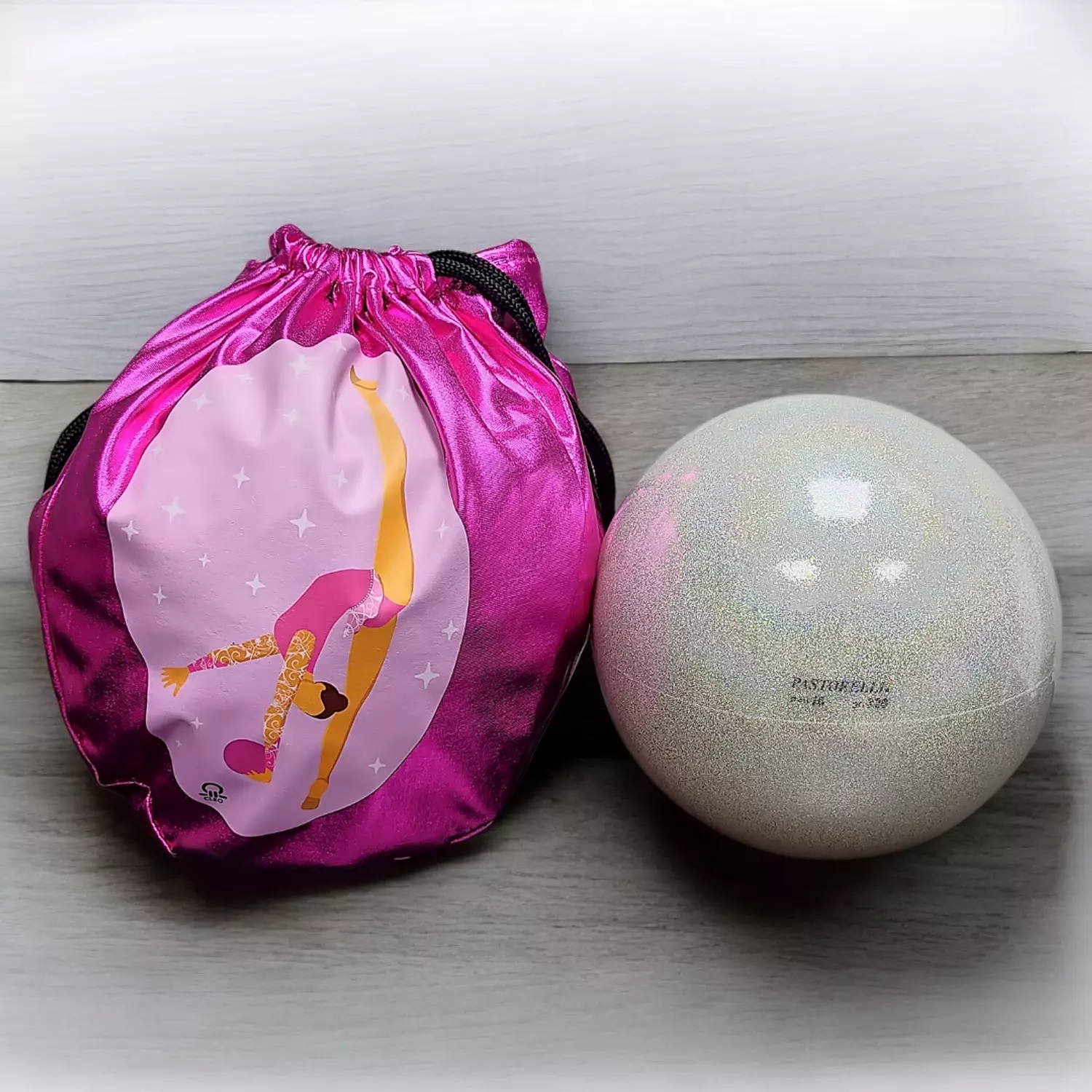 CLEO - Ball Cover 1