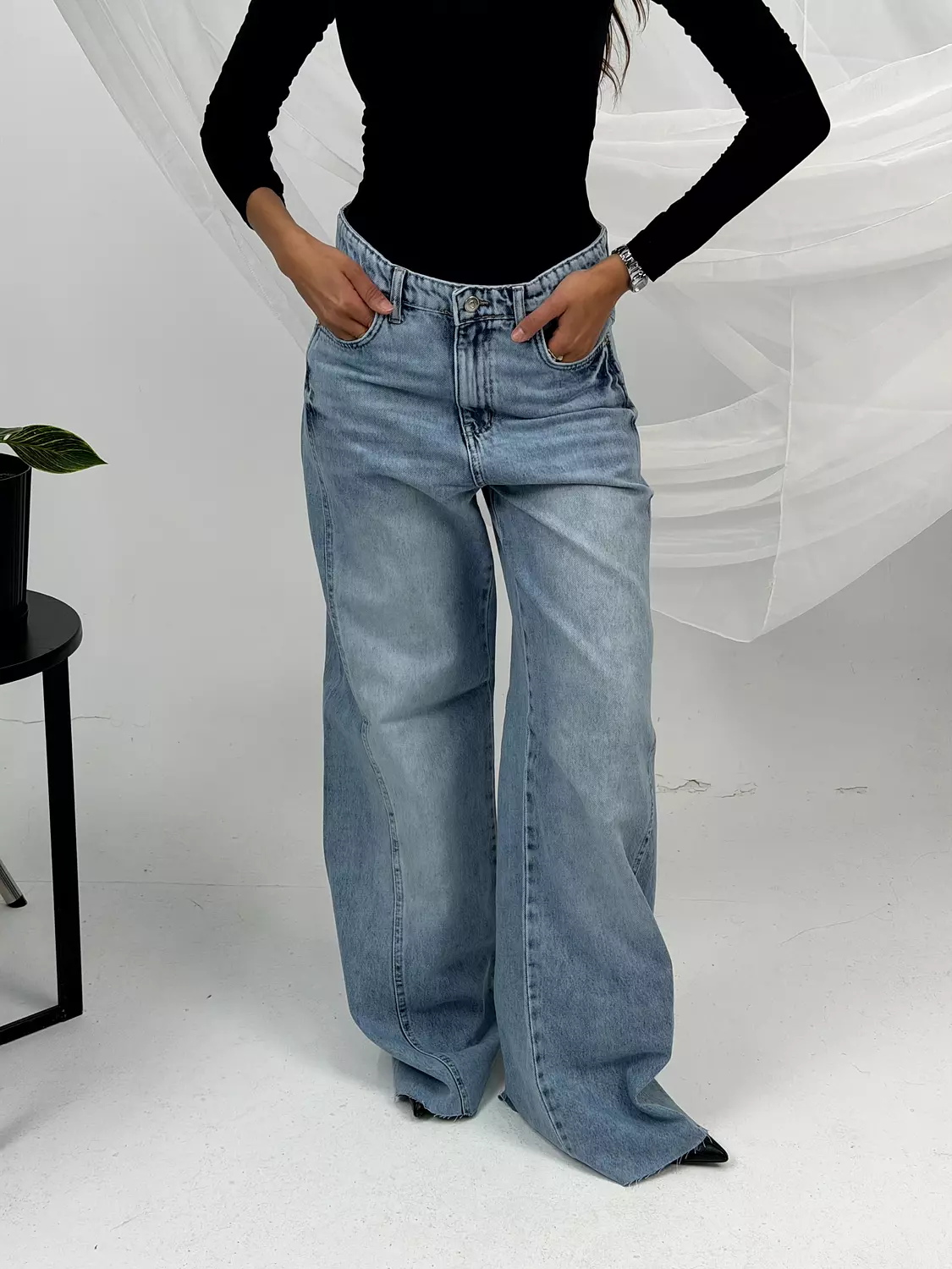 Side seam wide leg 7