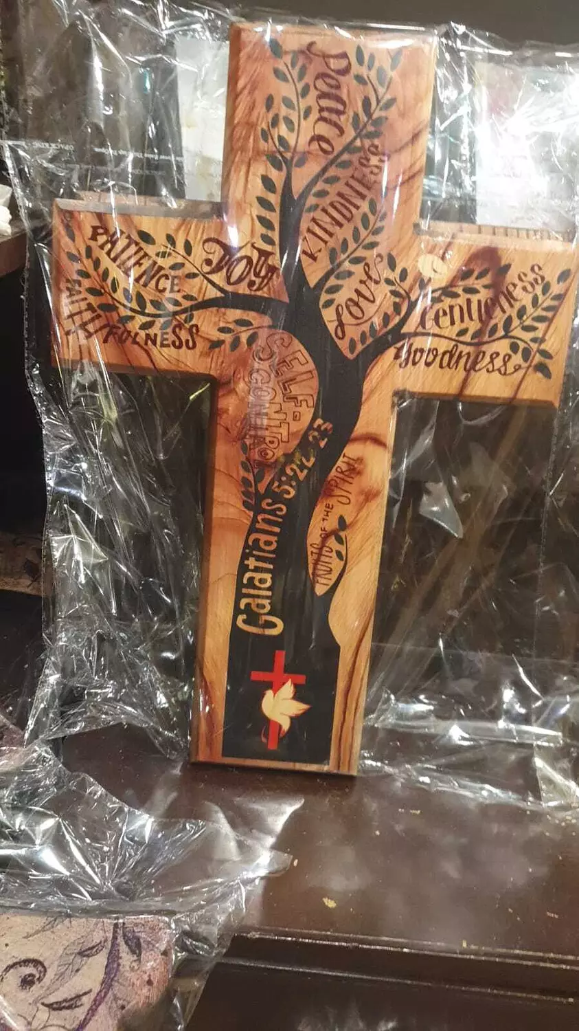 صليب خشب طبيعى 3