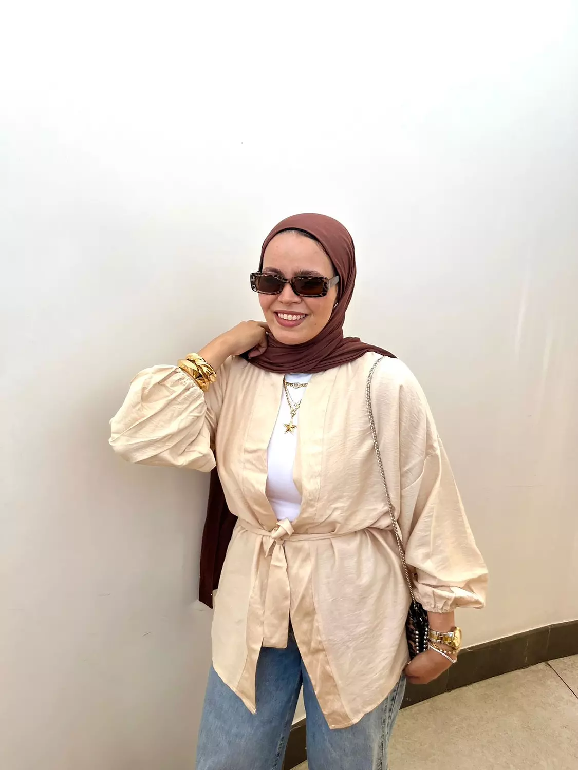 Beige linen cardigan image