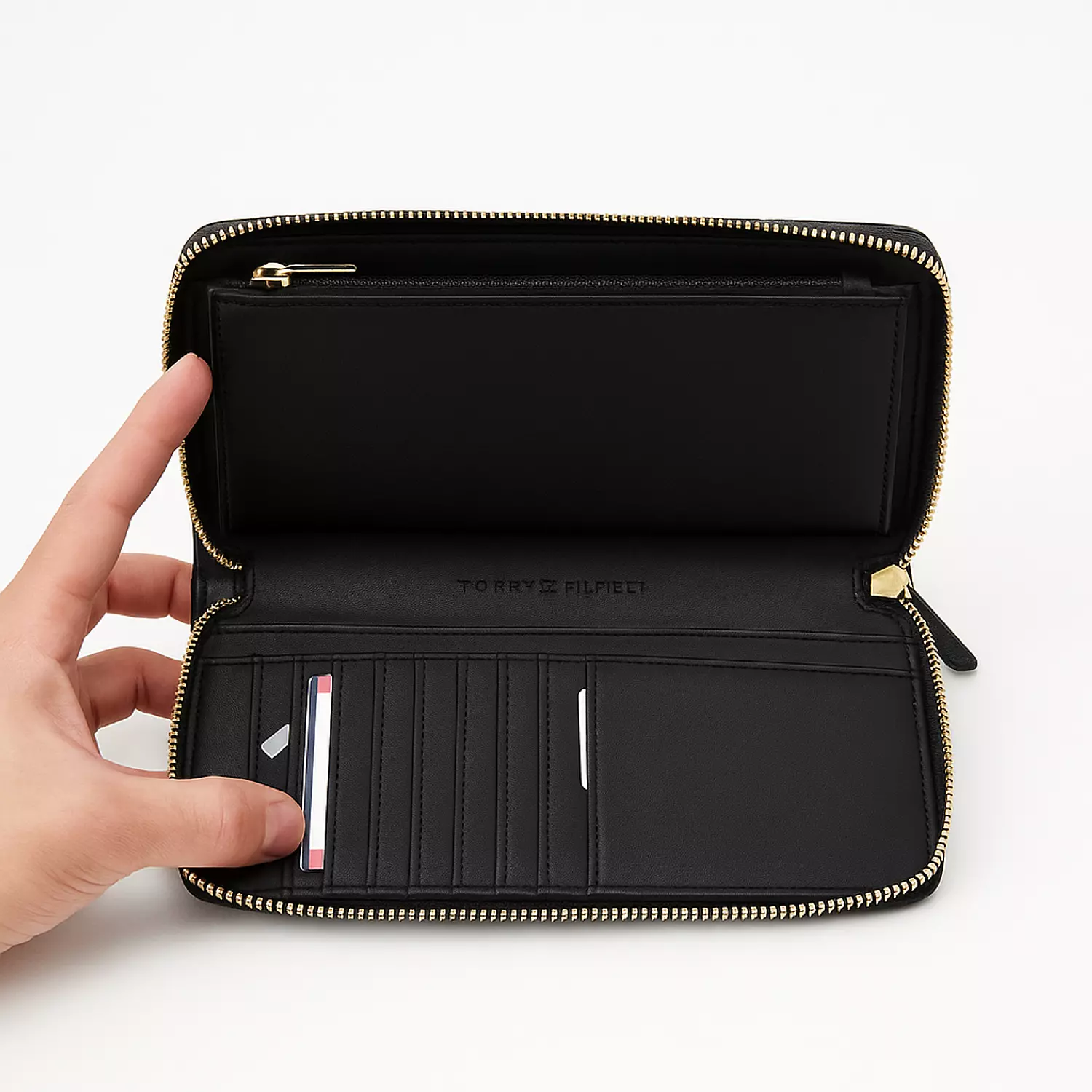 Tommy wallet  hover image