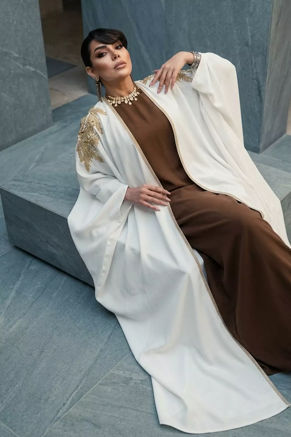 Royal Bisht-Cut Abaya with 3D Zari Embroidery 3