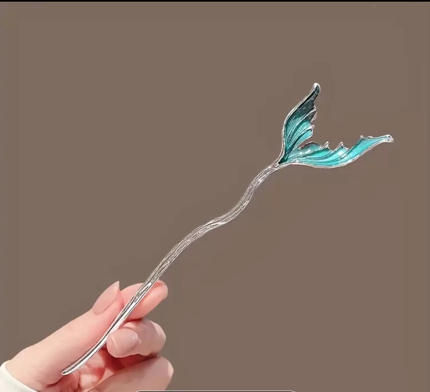 Fishtail Hairpin hover image