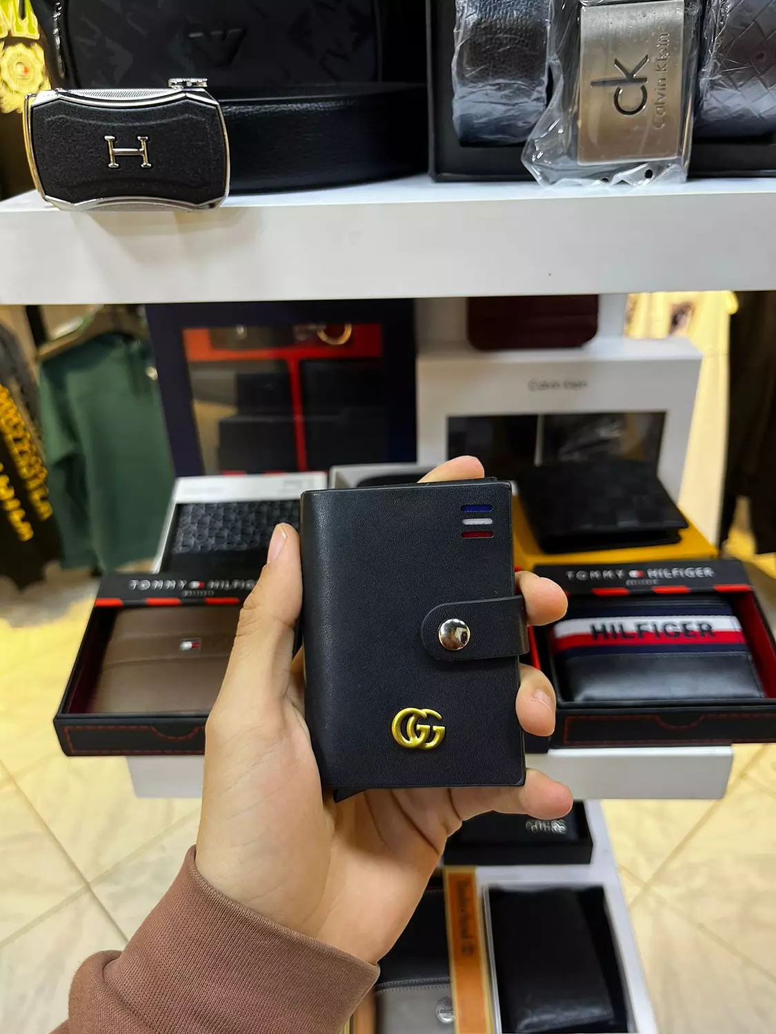 gucci card holder