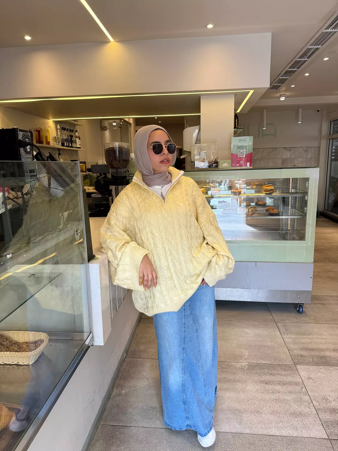 ZIPPER SWEATER image