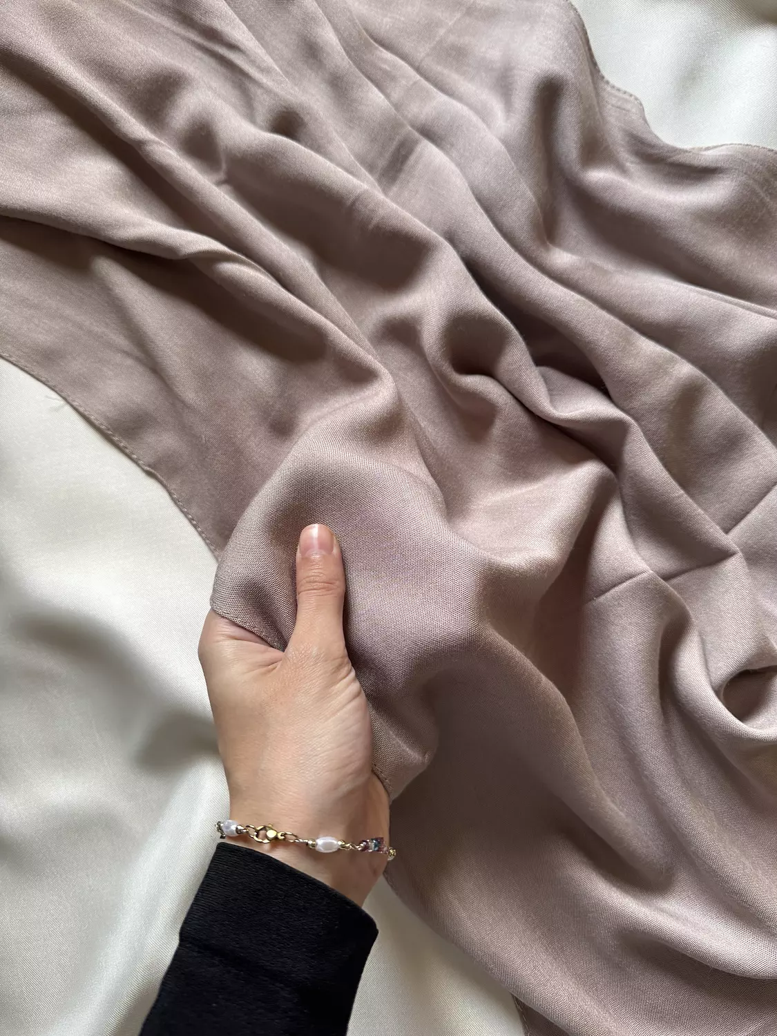 Rosewood  hover image