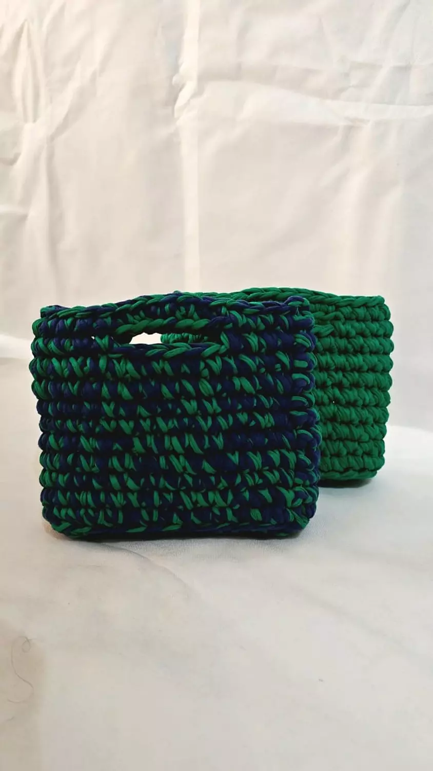 Peachy Loop – Handwoven Crochet Clutch 13