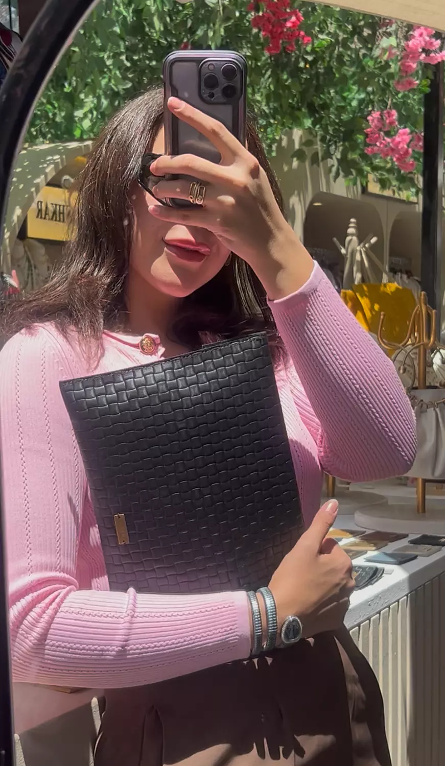 VeeV Black Clutch image