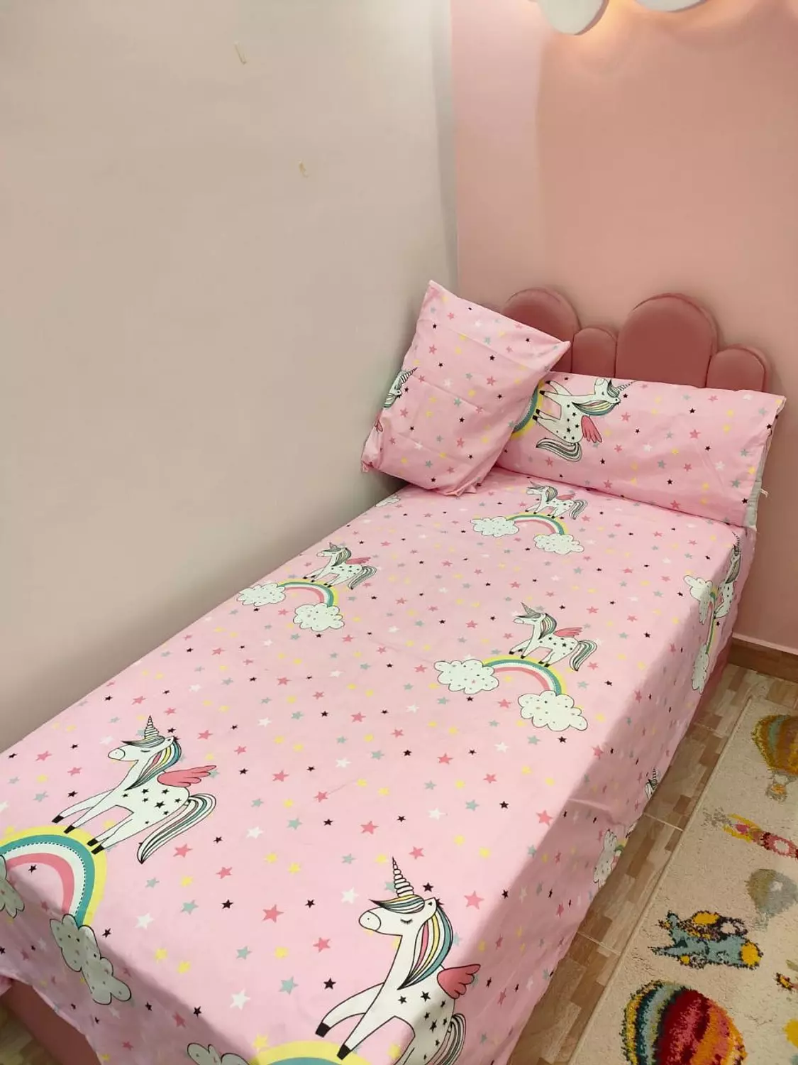    children's bedding set pica image