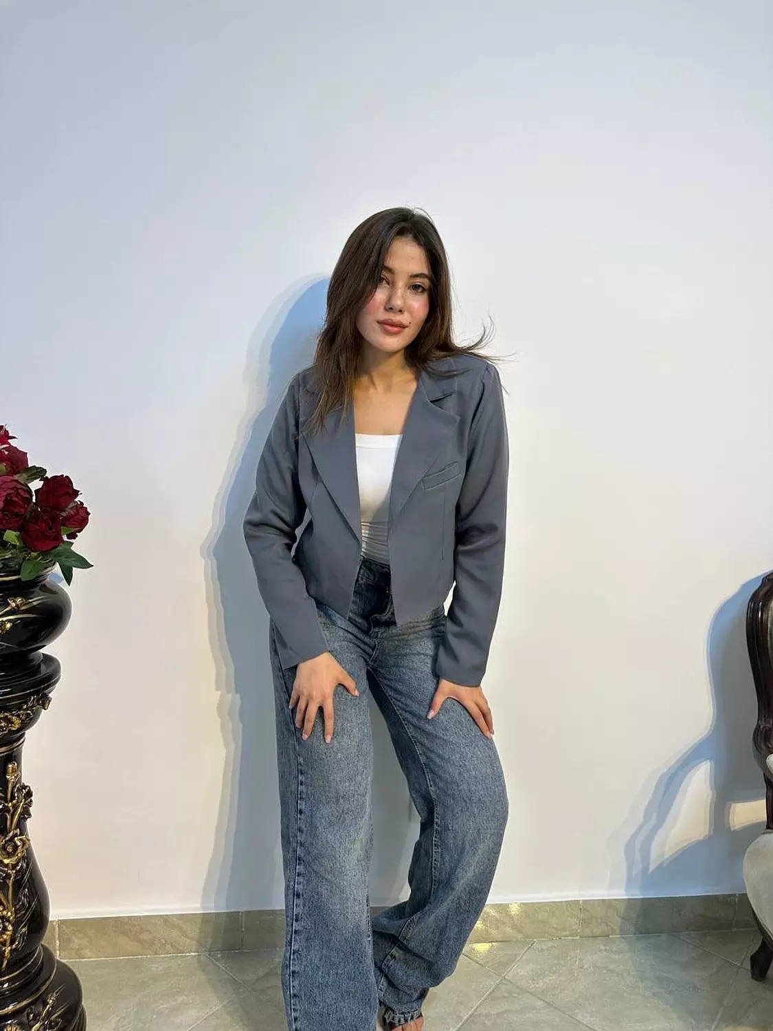 Cropped Rosaline Blazer – Boxy Fit with Notched Lapels & Lining 13