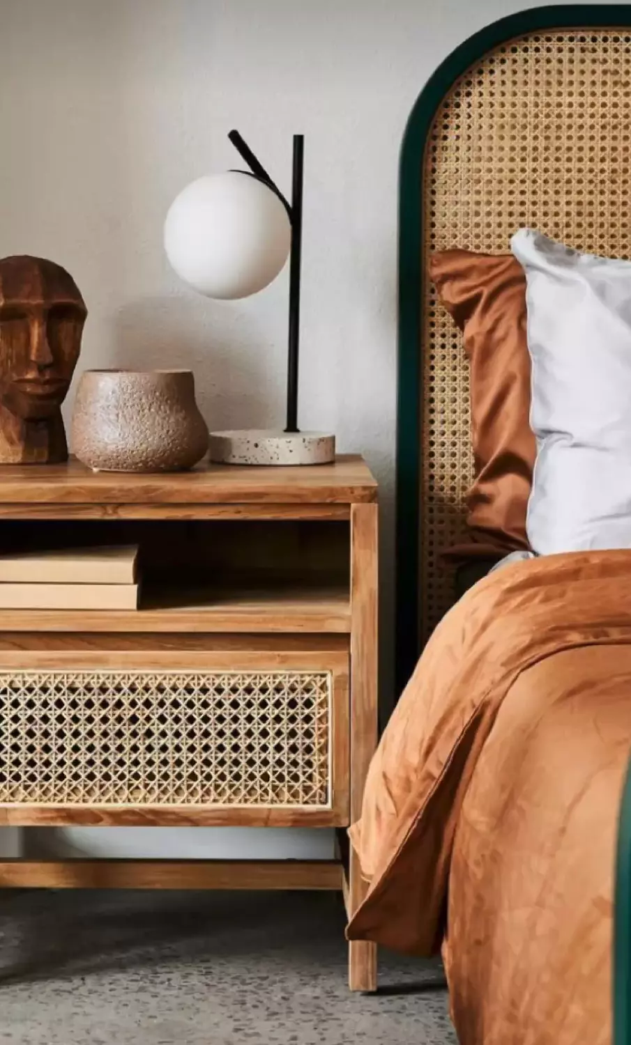 BoHo night stand 2