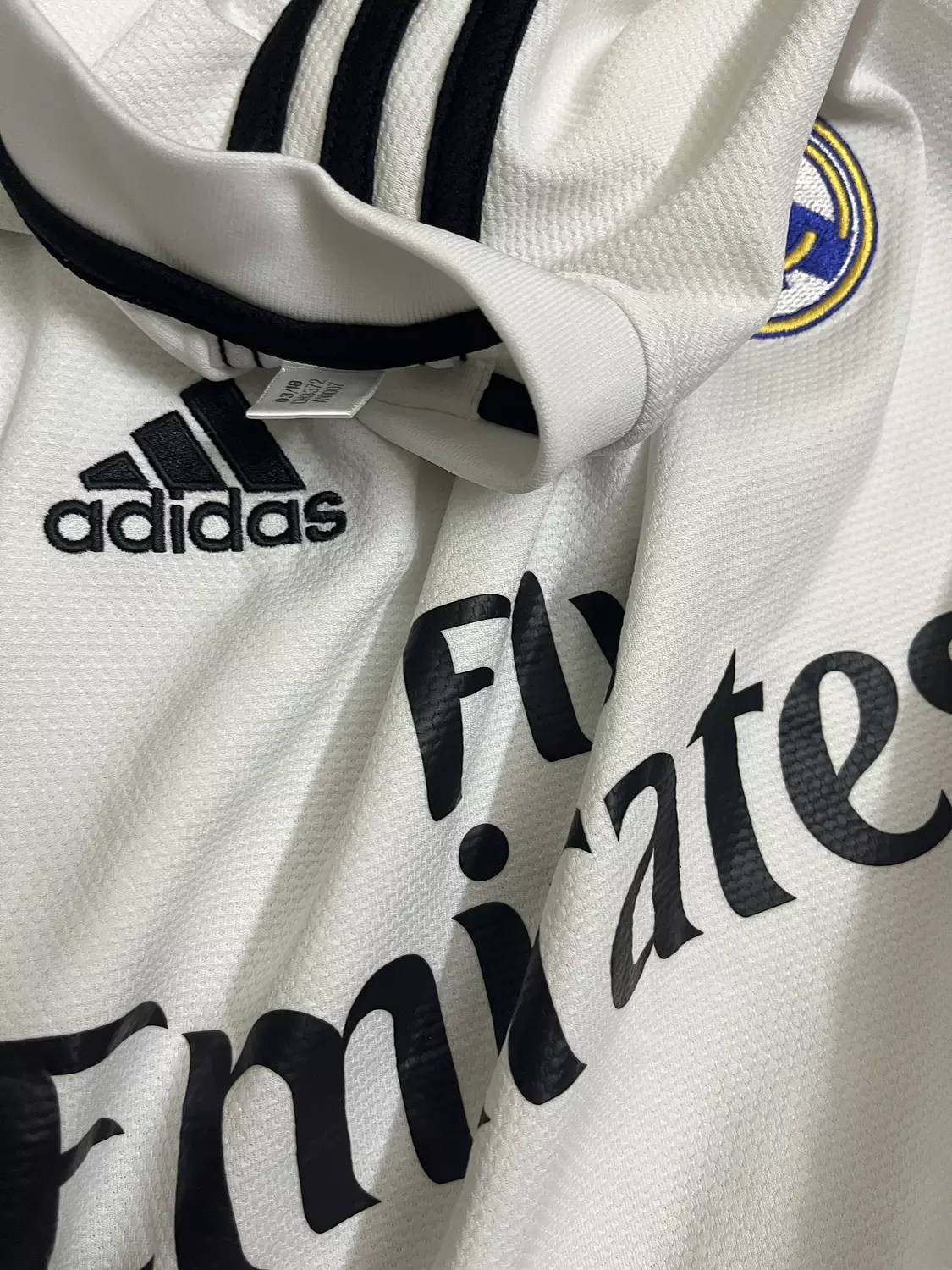 2018 Adidas Real Madrid home shirt  2