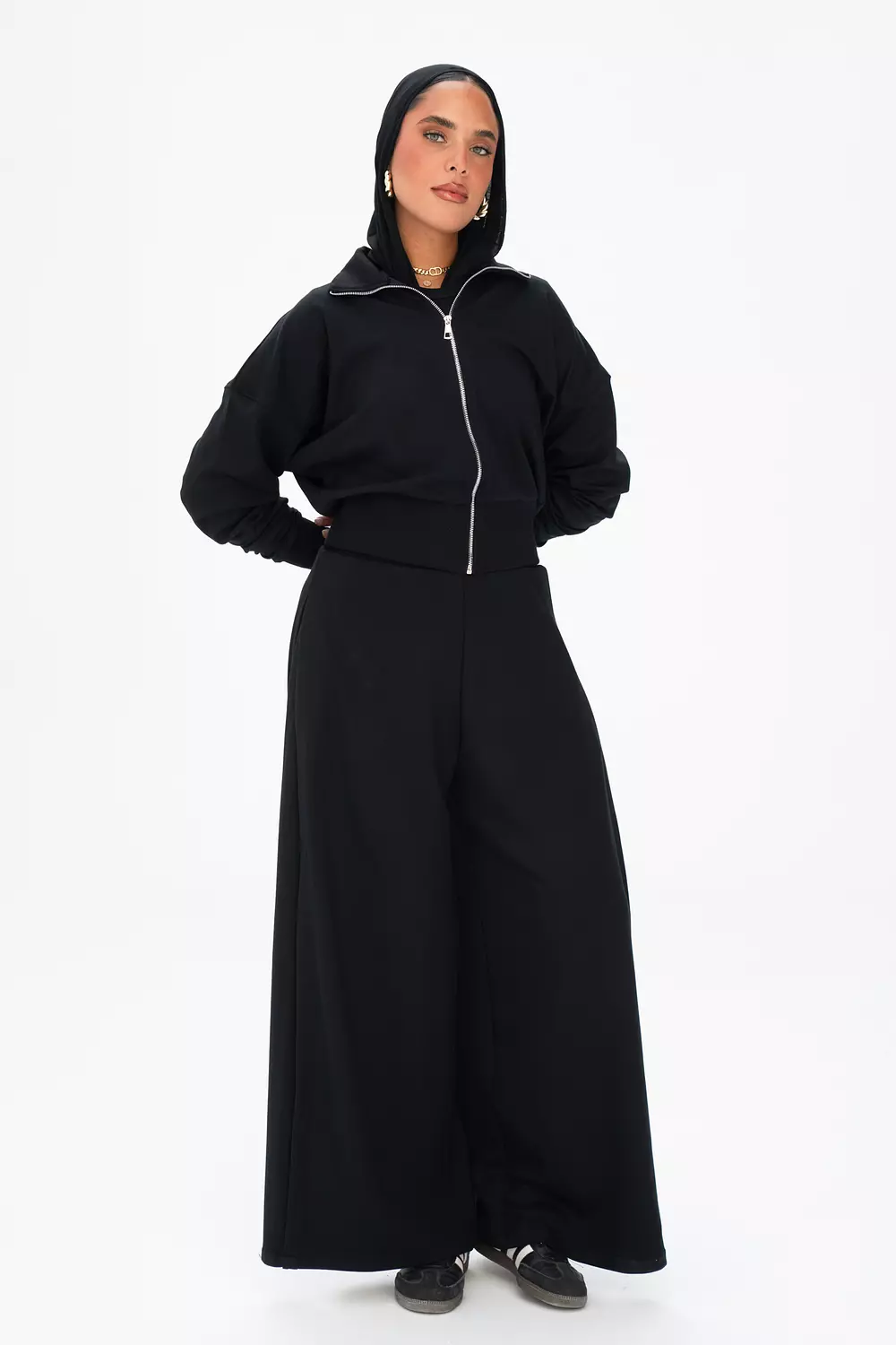Boxy Jacket in Black 2